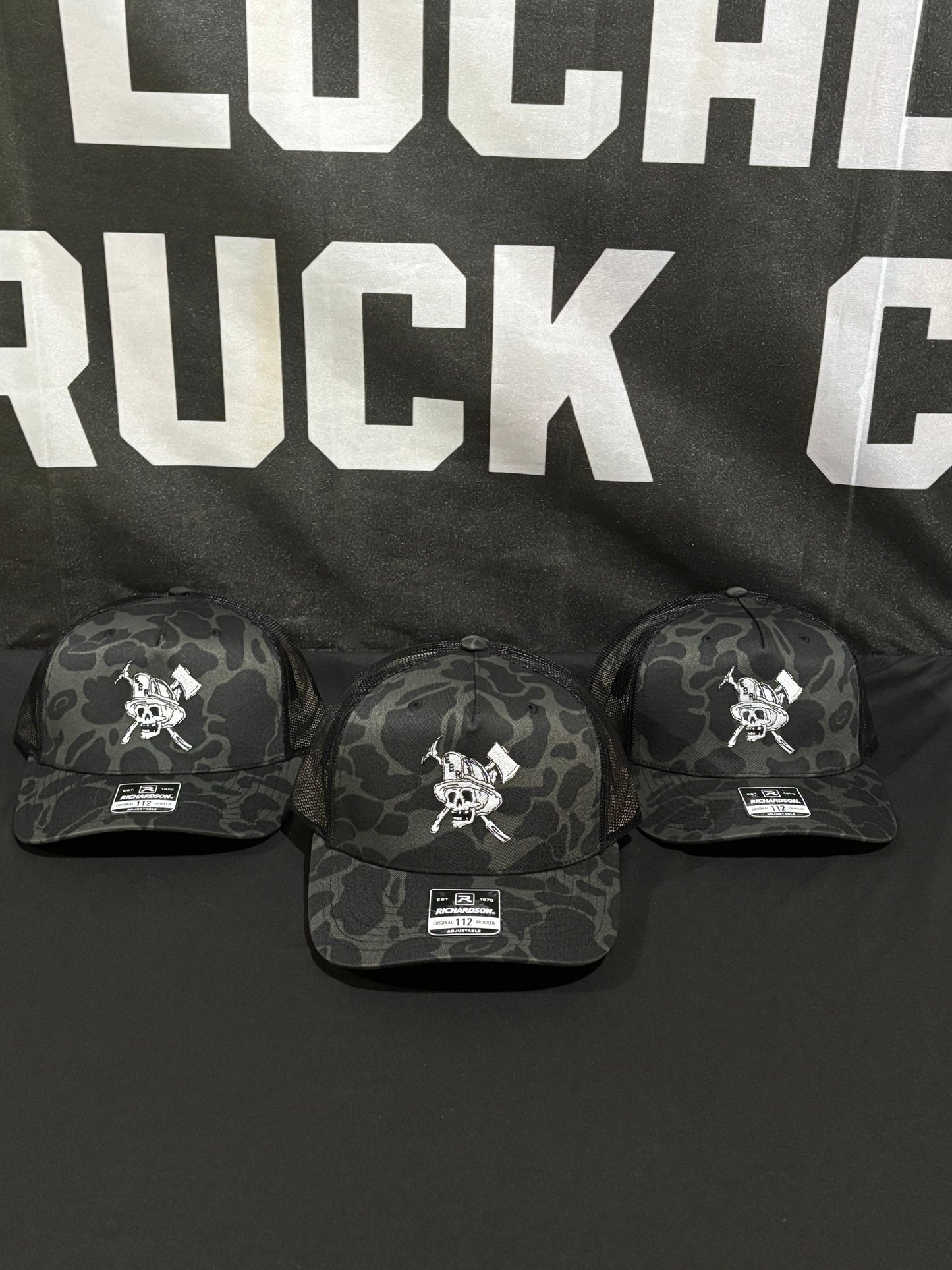 Skull logo black duck camo R112