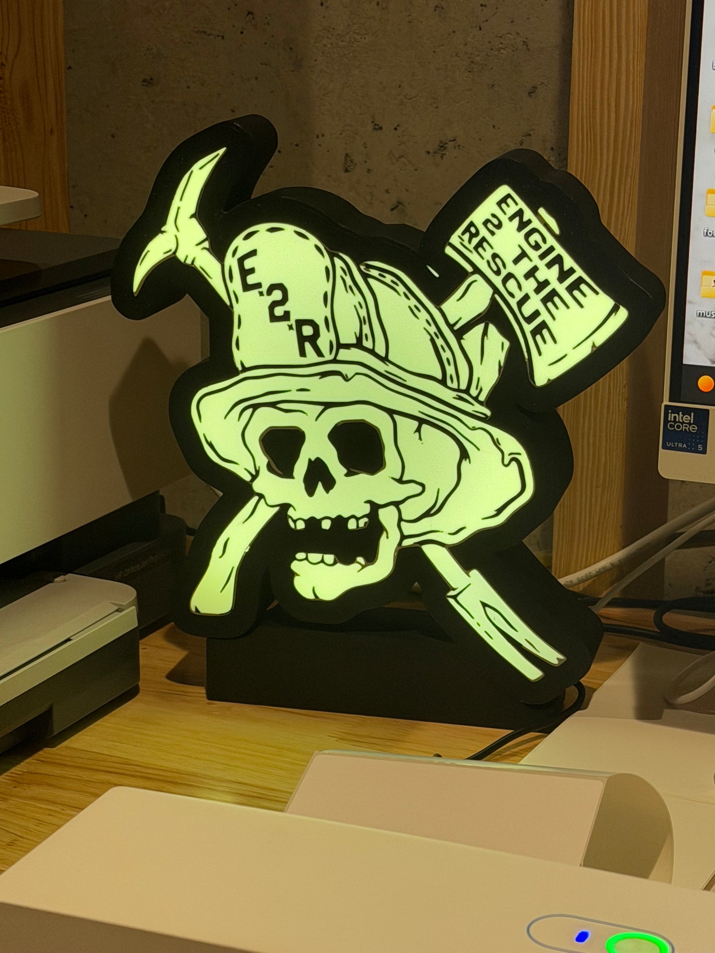 E2R OG skull led light up sign