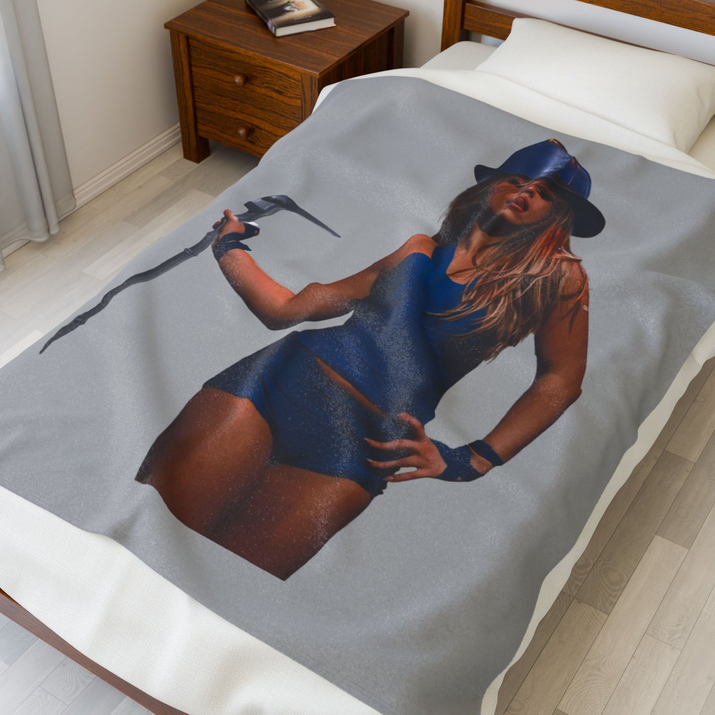 Tate adz Velveteen Plush Blanket