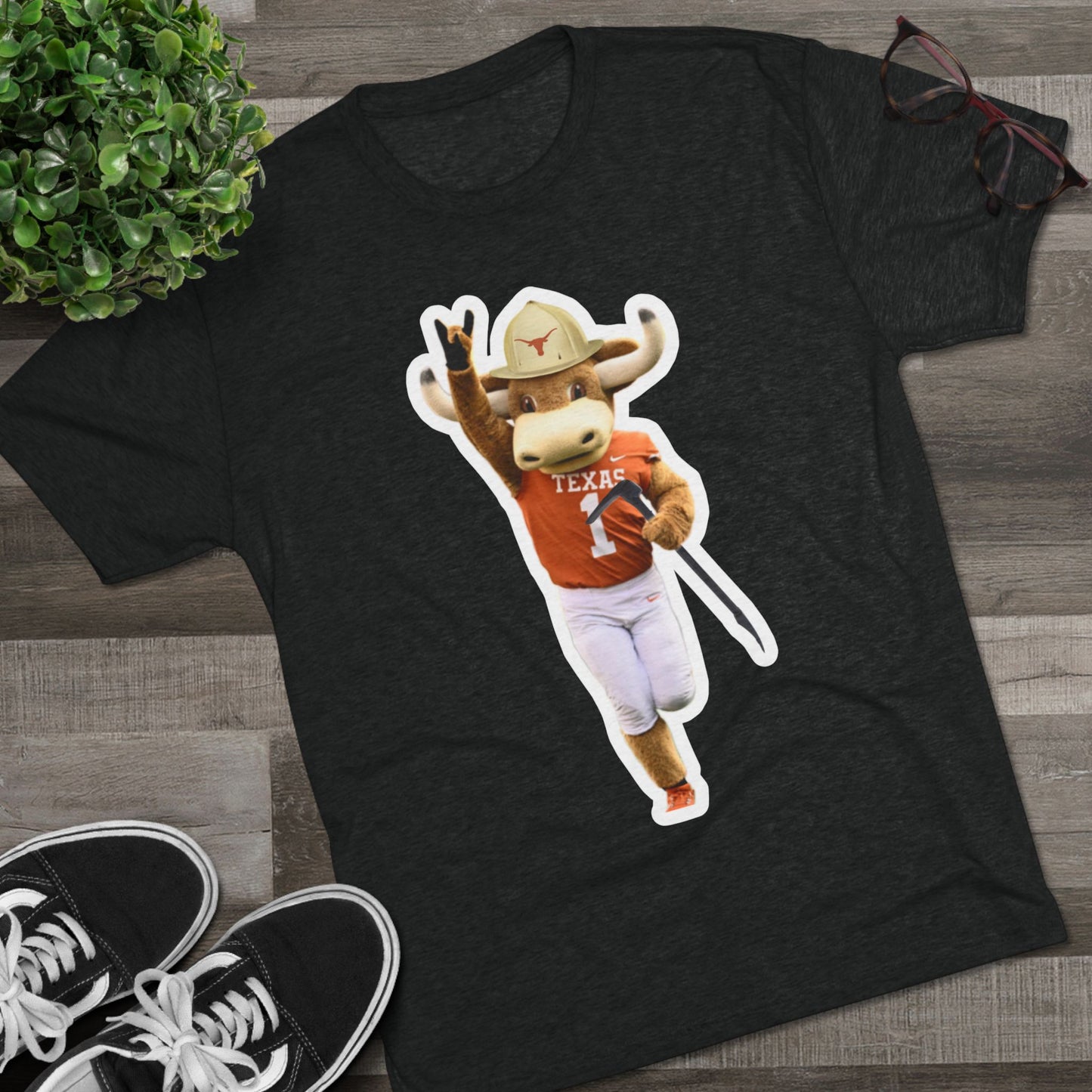 Hook'em Tee