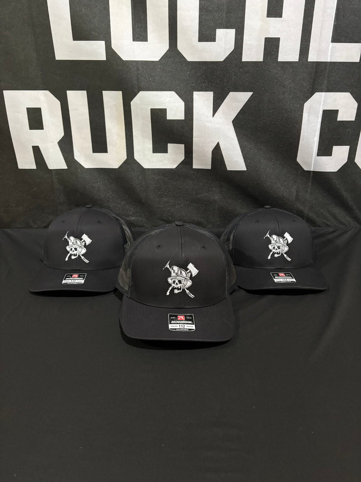 Skull All black R112