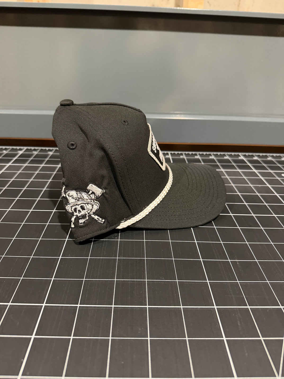 Support Your local Engine Co. Black R258 Rope